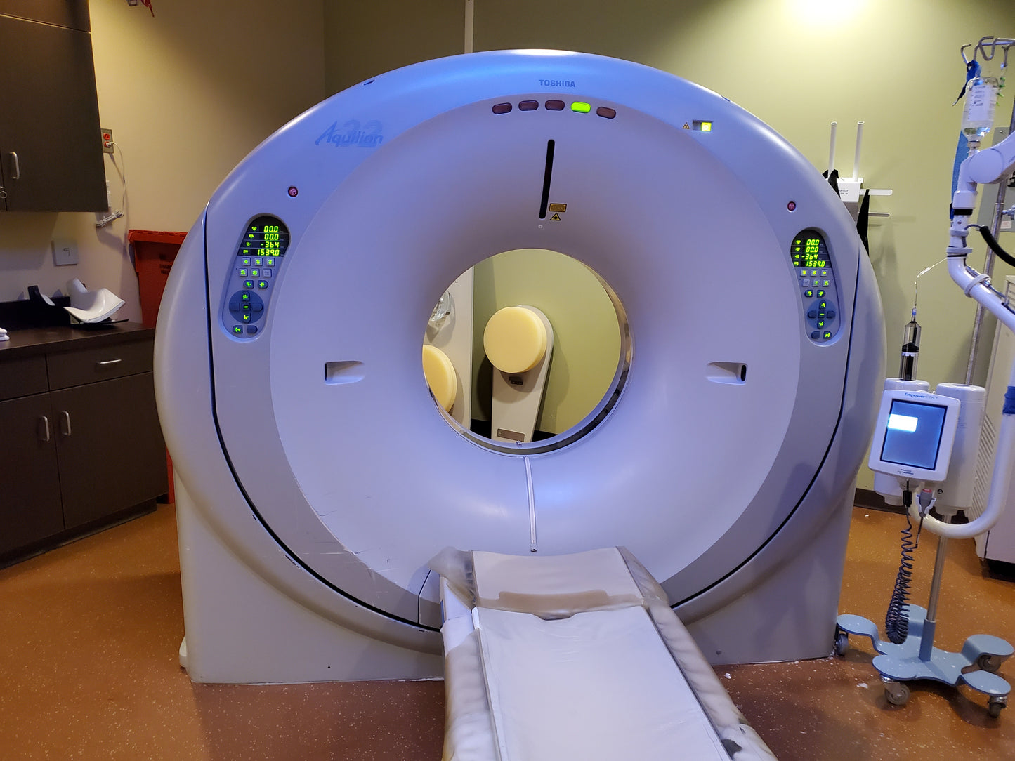 Toshiba Aquilion 32 - 64 Slice CT Scanner 2007 with 2015 Tube